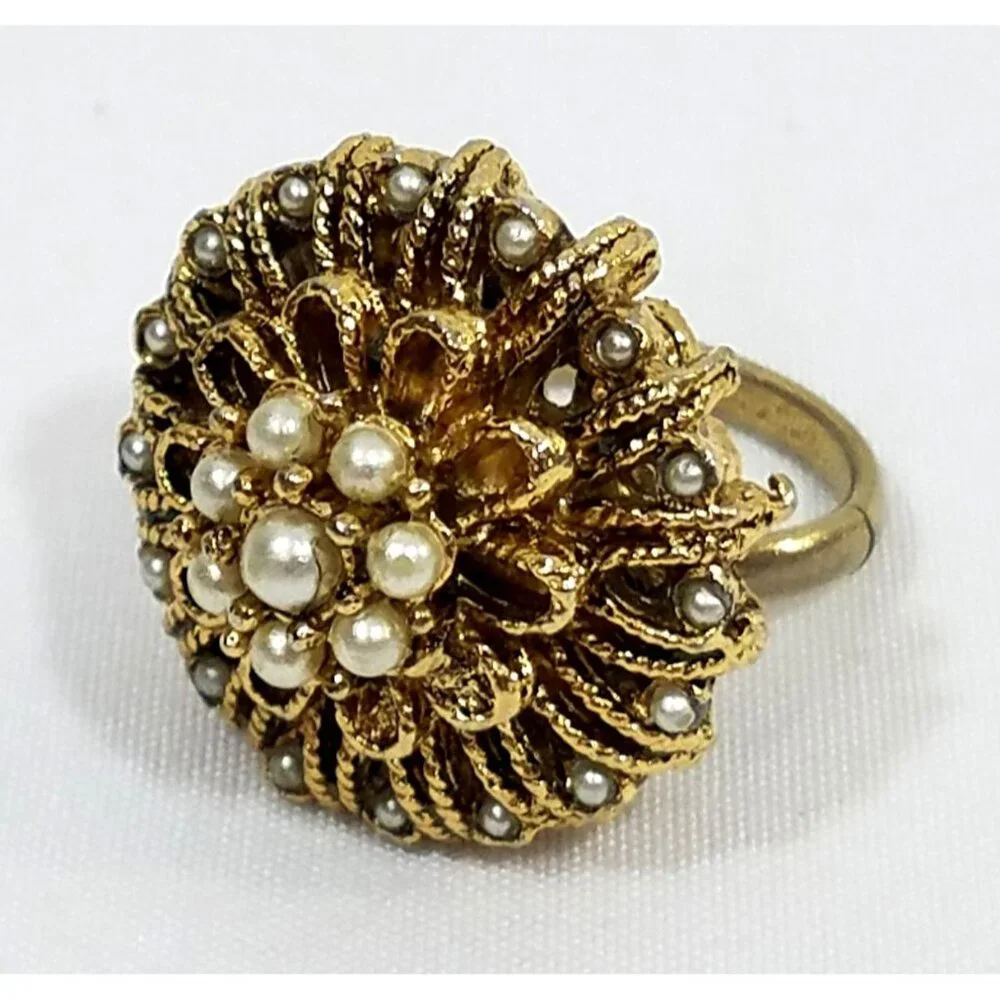 Vintage Gold-Tone Adjustable Costume Ring Faux Pearl Cluster Design Cocktail - Picture 1 of 7
